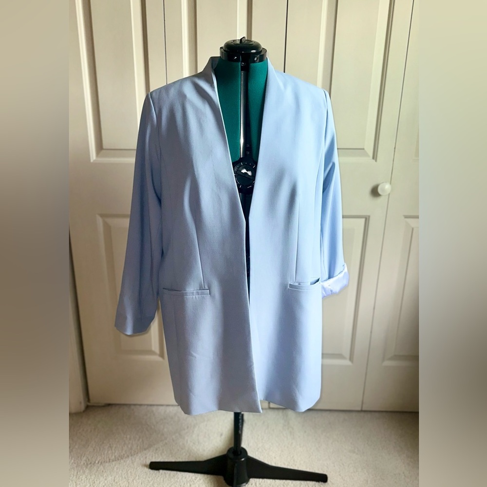Price reduced! Gorgeous Plus Size Calvin Klein Open Blazer - powder blue